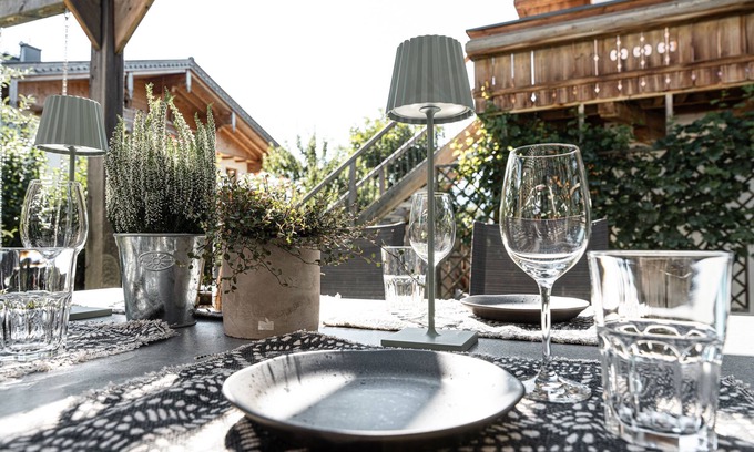 Saalfelden am Steinernen Meer Apartment | Premium Garden Apartment # 2 - Moving Mountains Boutique Apartments
