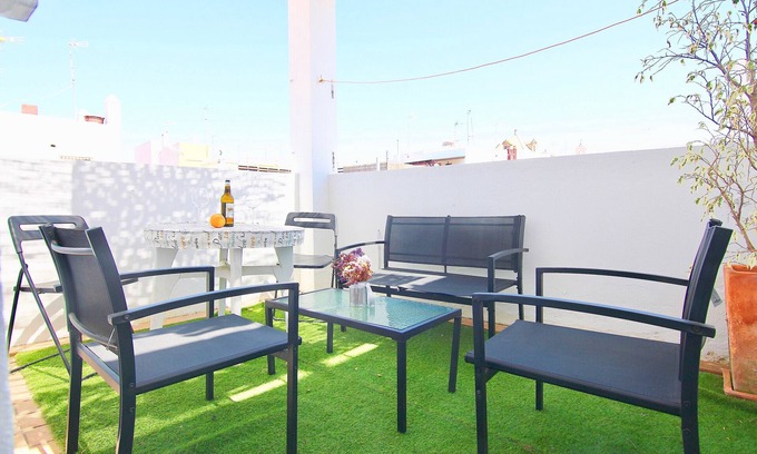 Old Town Apartment | Atico de las MARINAS free parking by Cadiz4Rentals