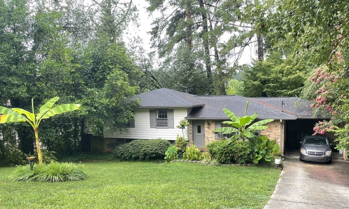 Buford Highway House | Atlanta Inside Permitter Gem