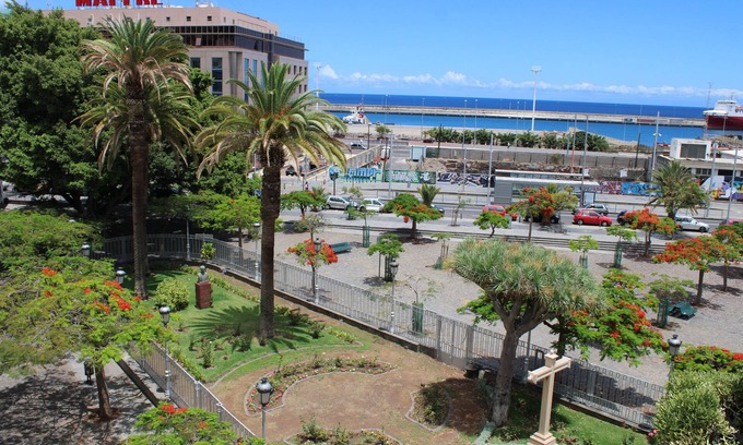 Santa Cruz de Tenerife Apartment | Atlantic Terrace. An oasis in the city.