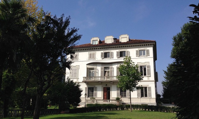 Borgo Po Apartment | Attic Studio In 1800' S Villa - WIFI - Air conditioning