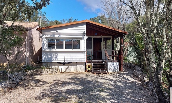 Mejannes-le-Clap House | Atypical country cottage-style mobile home, quiet, restful and bucolic