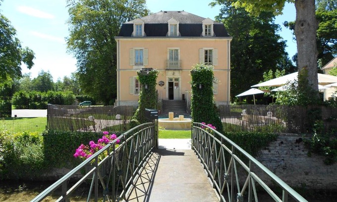 Is-sur-Tille Hotel | Auberge Côté Rivière