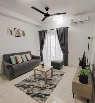 Kota Warisan Apartment | Aurora's Place at Alanis Residence