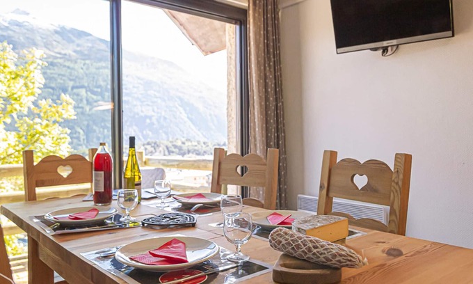 Aussois Apartment | Aussois - Apt 6 pers, 2 rooms, terrace, WIFI, pets allowed