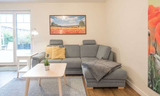 Husum Apartment | Austernfischer vacation apartment in Husum for up to 2 people