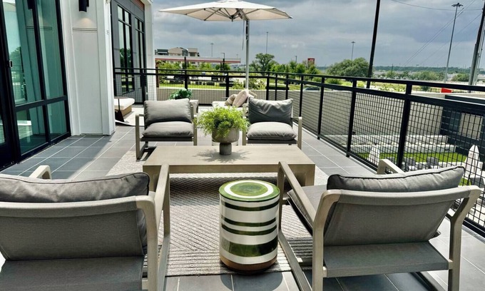 McNeil Apartment | Austin Getaway 1BR | Free Pool, Game Room & More
