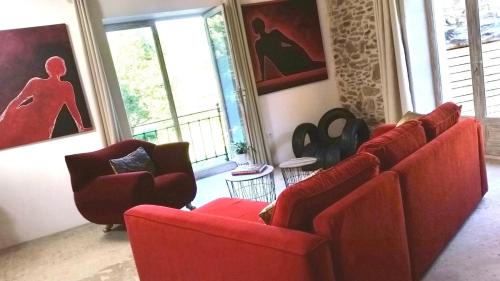 Larajasse House | Authentic & charming dans les Monts du Lyonnais, animaux acceptés
