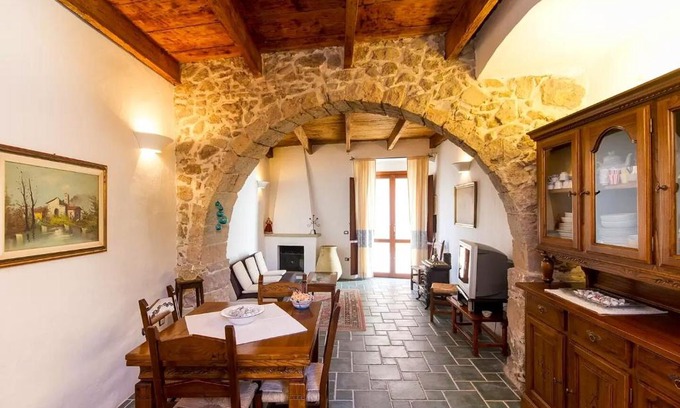 Sant'Antioco Apartment | Authentic Sardinian Home