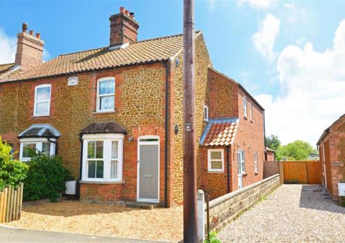 Snettisham House | Avondale Cottage