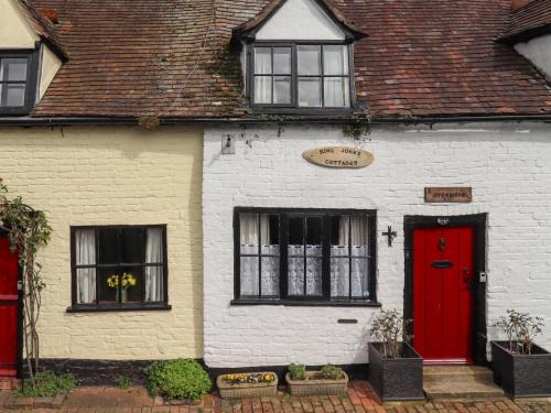 Tewkesbury House | Avonmede