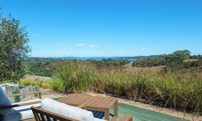 Palm Beach Apartment | Awaawa Yurts - Papa - Our Island
