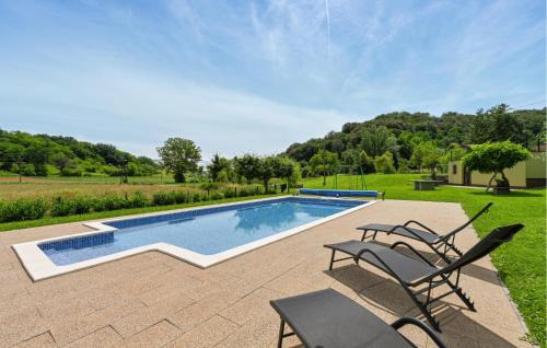Sveti Kriz Zacretje House | Awesome Home In Donja Pacetina