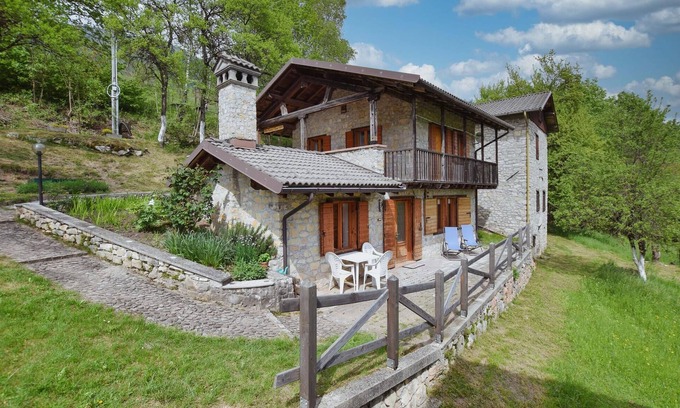 Sovramonte House | Awesome home in Sovramonte with WiFi