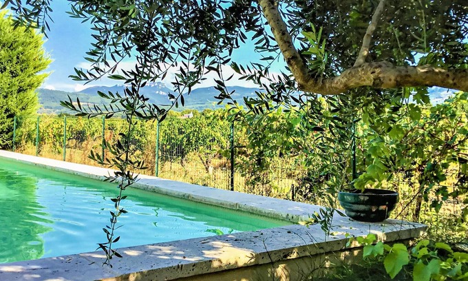 Violes House | Awesome home in Violès with WiFi