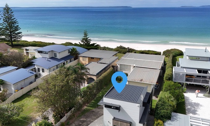 Callala Beach Apartment | Azure Studio - Ocean Glimpses - 3 Mins Walk to Beach
