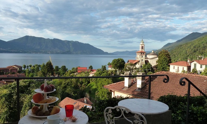 Cannero Riviera Bed & Breakfast | B&B Casa Forster