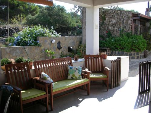 Ustica Apartment | B&B Caserta