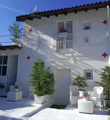 Cellatica Bed & Breakfast | B&B Franciacorta White