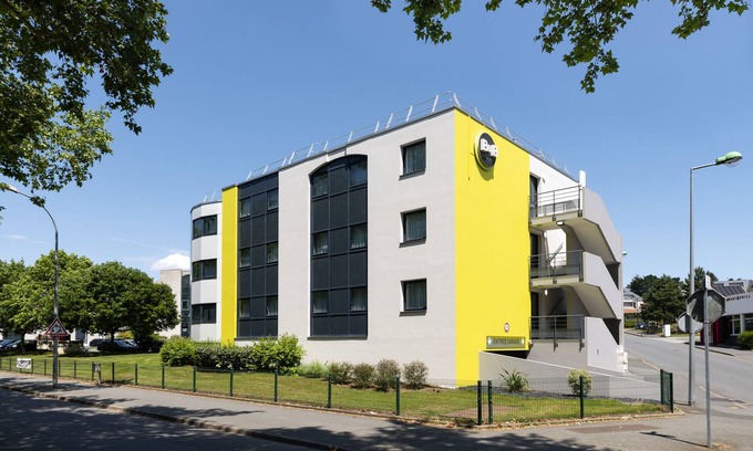 Cholet Hotel | B&B HOTEL Cholet Sud