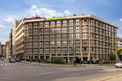 Gijon City Centre Hotel | B&B HOTEL Gijón Centro Begoña