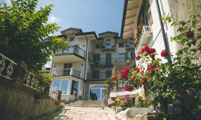 Brovello-Carpugnino Bed & Breakfast | B&B il Cappellaio di Erika