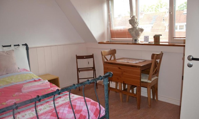 Alkmaar Bed & Breakfast | B&B MACBED CHECKIN-TIME 1700-1800 or request before you book