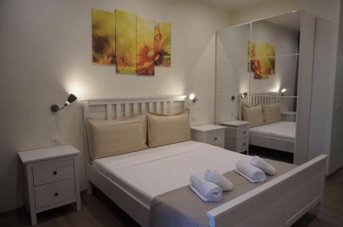 Rozzano House | B&B Oasi Isonzo