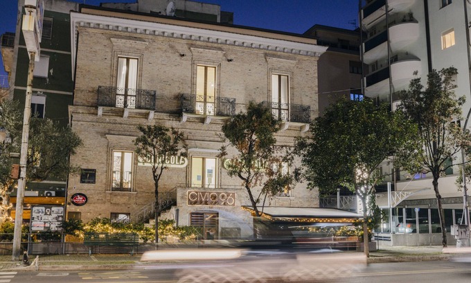 Pineta Bed & Breakfast | B&B Palazzo Storico Di Nicola