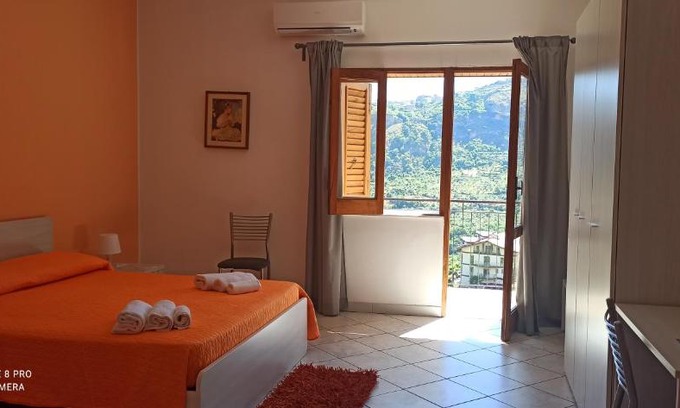 Longi Bed & Breakfast | B&B Serena