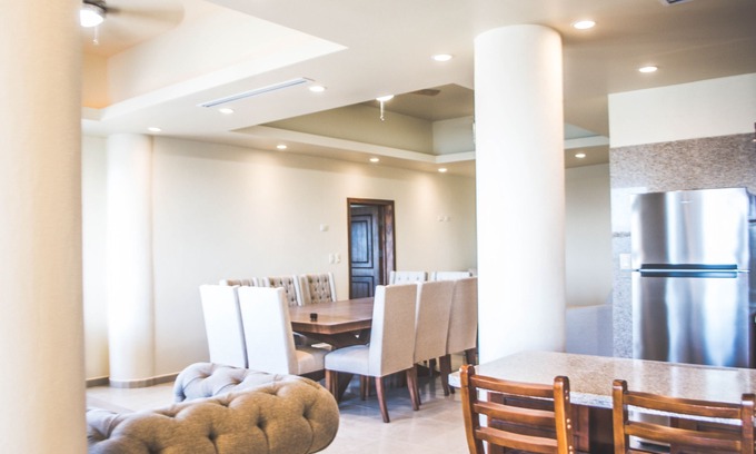 Kino Nuevo Condo | B2. Oceanview + 2 Bedroom + Social area w/jacuzzi + Private Beach + 4 people