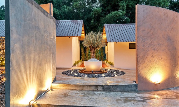 Lom Sak Resort | Baan Rai Santisuk