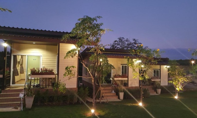 Nong Sarai Villa | Baan Tung villa khoayai