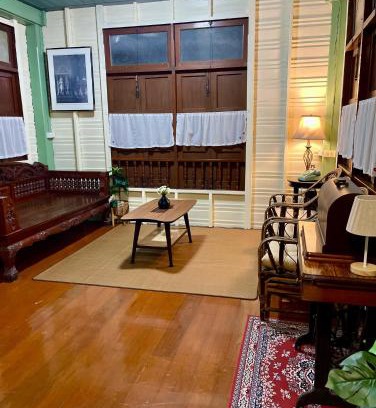 Old City House | BaanKhamSuk