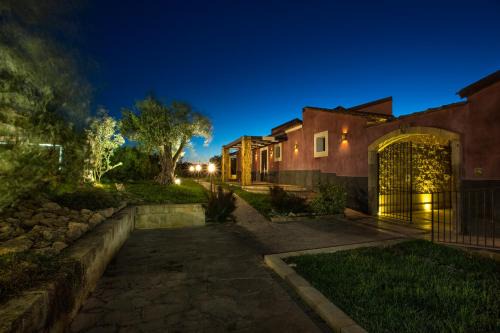 Carlentini House | Badiula
