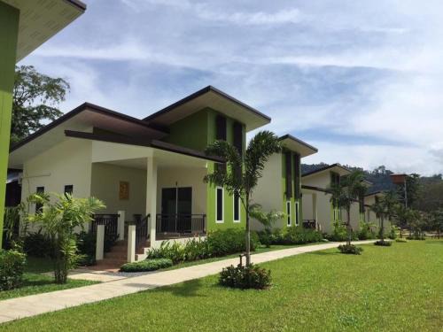 Khuekkhak Resort | Bai Bai Home