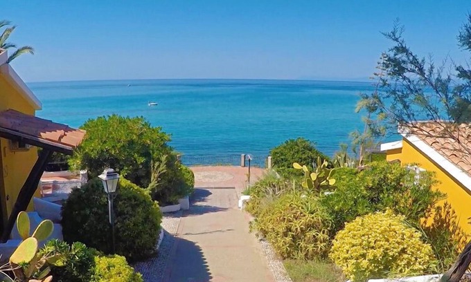 Parghelia Hotel | Baia Paraelios