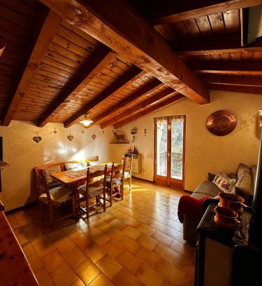 Branzi Apartment | Baita in città