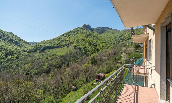 Val Rezzo House | Balcone Di Alex & Thomas, Val Rezzo, Italy