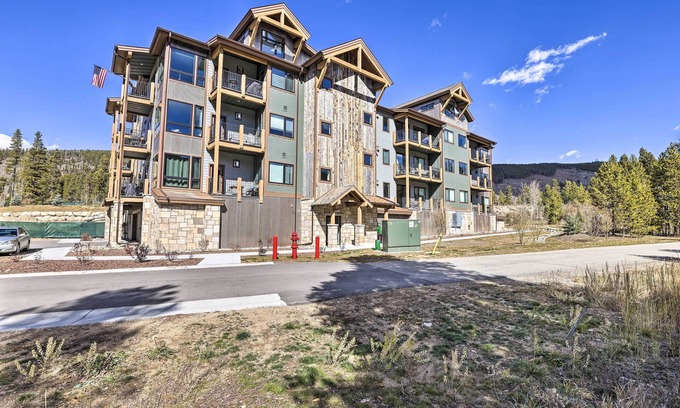 Lakeside Village Condo | Balcony & Easy Mtn Access: Condo in Keystone!
