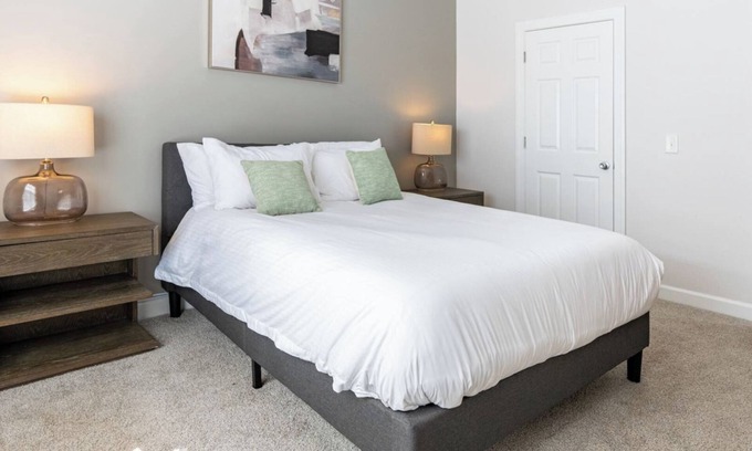 Wilmington Apartment | Barsala l Modern 2BD; Pool, Picnic and Grilling Areas
