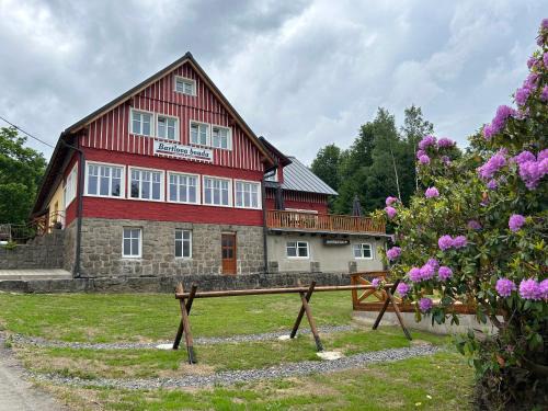Bily Potok House | Bartlova bouda