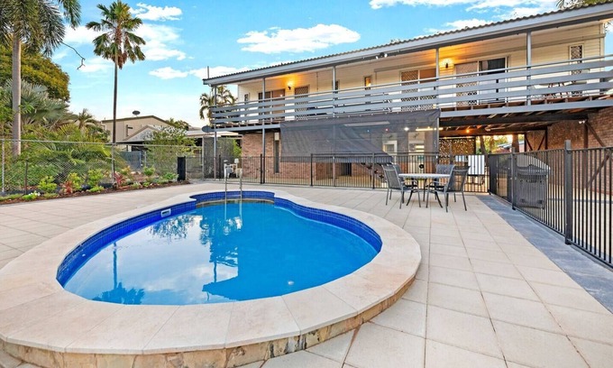 Leanyer House | Bask at Baroalba A Lush Poolside Family Escape