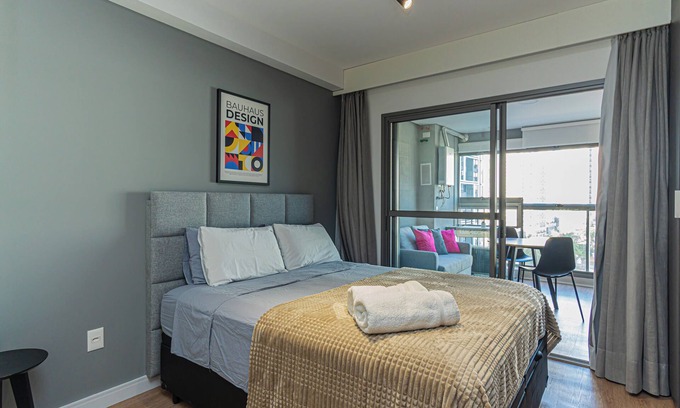 Brooklin Novo Apartment | Bauhaus - New Apartment in Brooklin, Gym and Pool