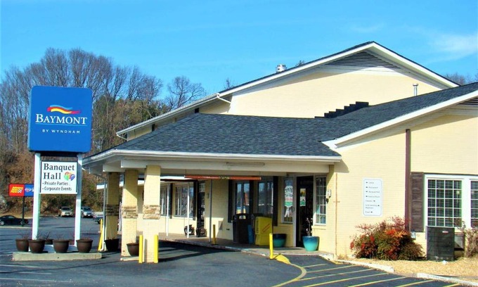 Front Royal Hotel | Baymont by Wyndham Front Royal Near Shenandoah National Park