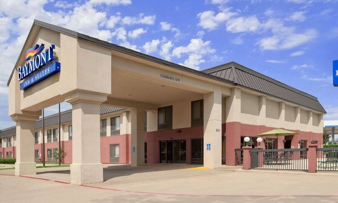 Lewisville Hotel | Baymont by Wyndham Lewisville