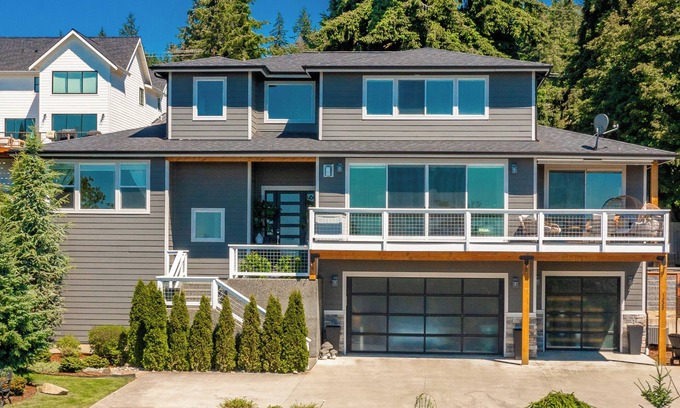 Samish Hill House | Bayview Firepit 2 Kings Playground 1200Mbp
