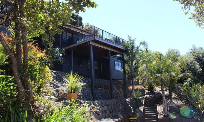 Coromandel House | Baywatch ~ Spectacular Harbour Views ~ Wyuna Bay