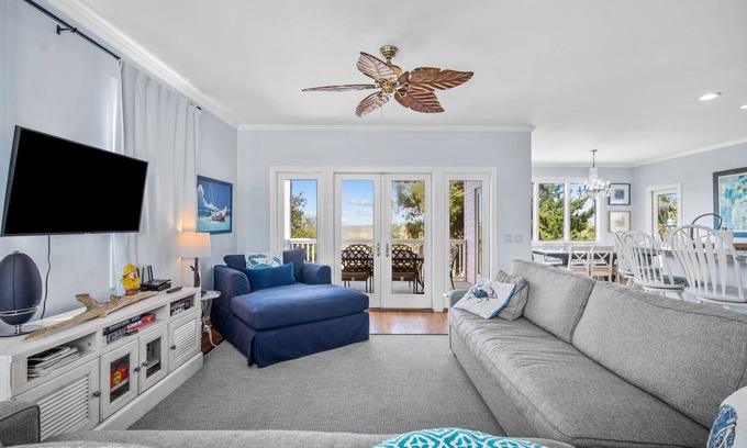 Oceanmarsh Subdivision House | Beach Access - Views of the Marsh and Harbor River - Sleeps 10