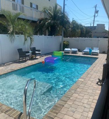 Windy Hill House | Beach Breeze 3, pet friendly, walking distance to Atlantic Ocean free parking